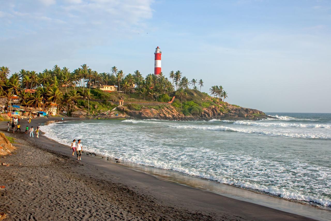 Raja Hotel Kovalam Exteriör bild